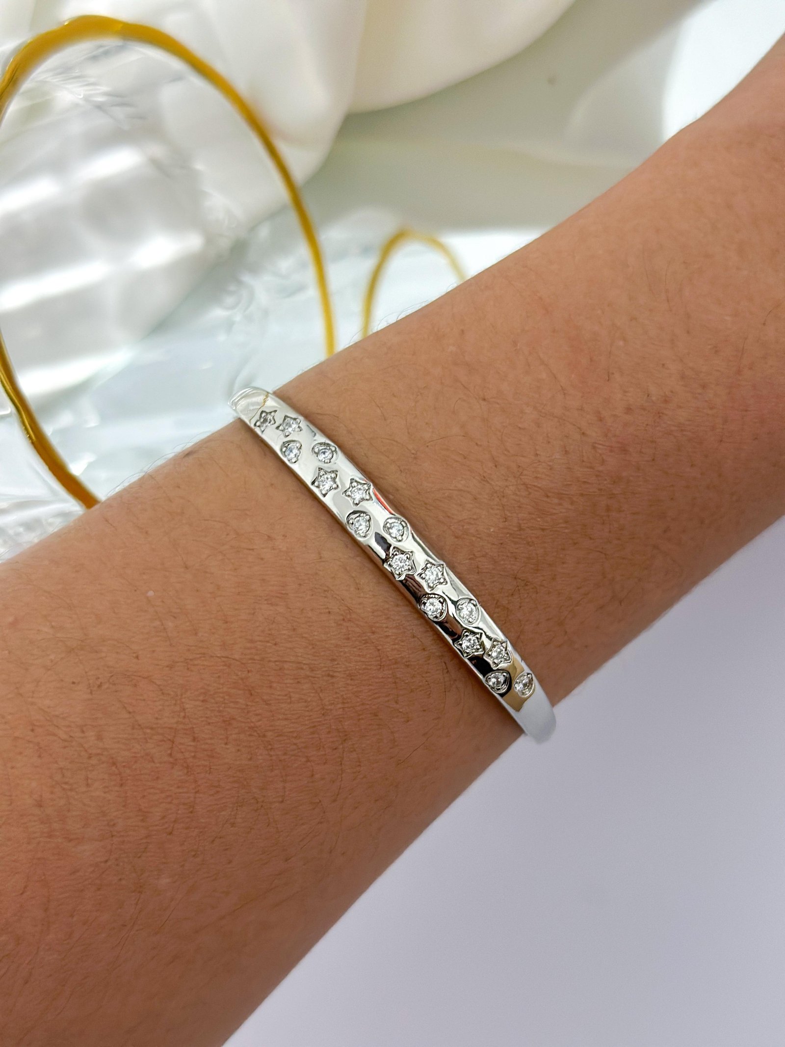 Bracelete Folheado  Zircônia 