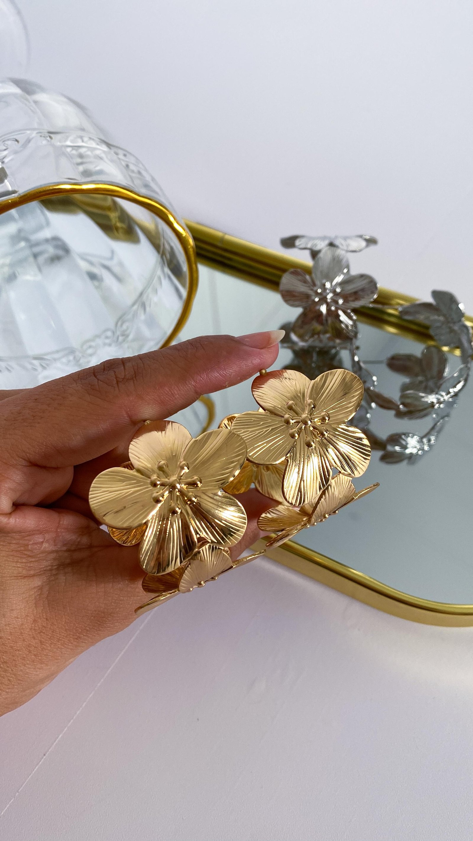 Argola Folheada Flor