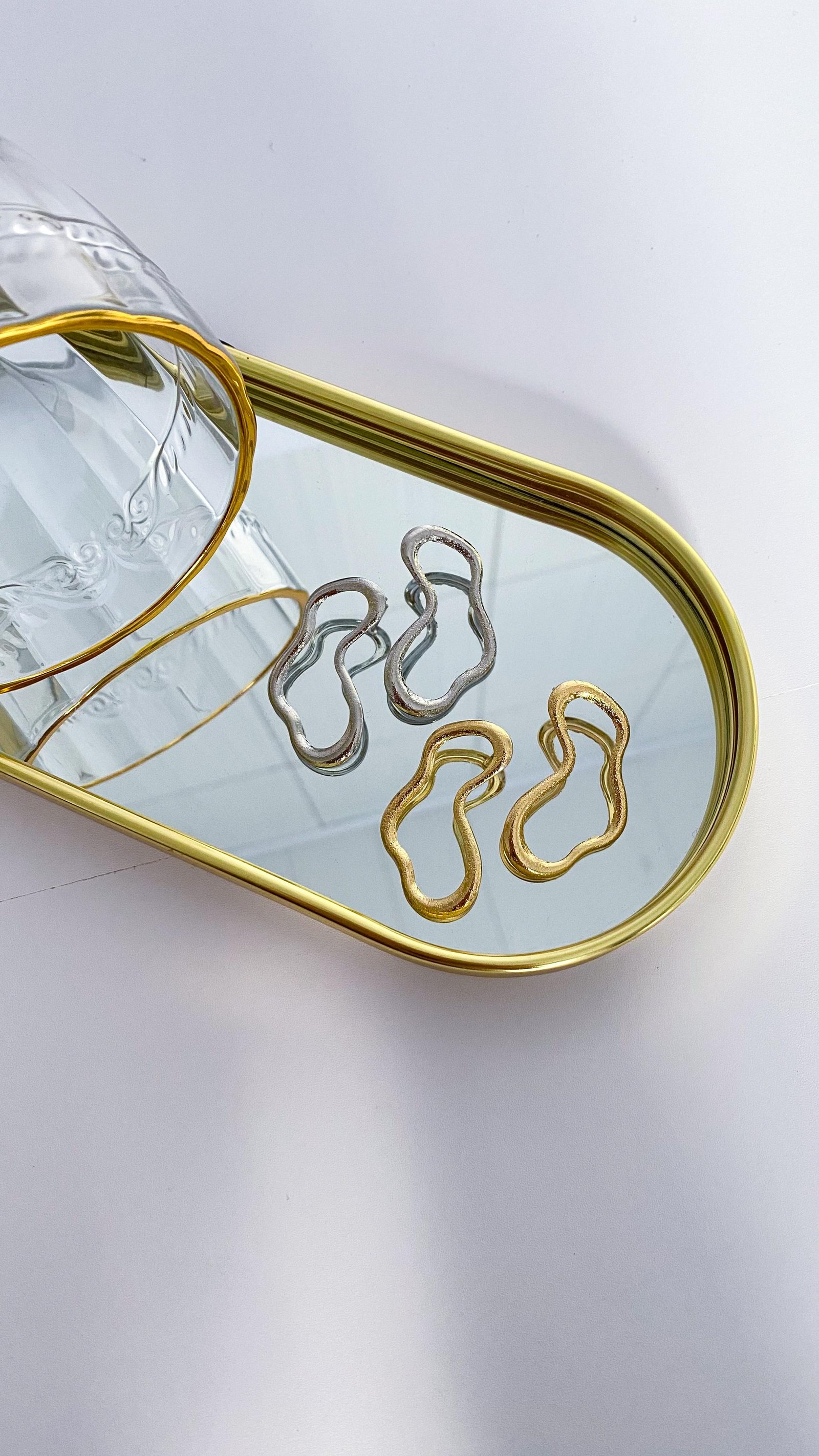 Brinco Folheado  Organico Fosco Largo 