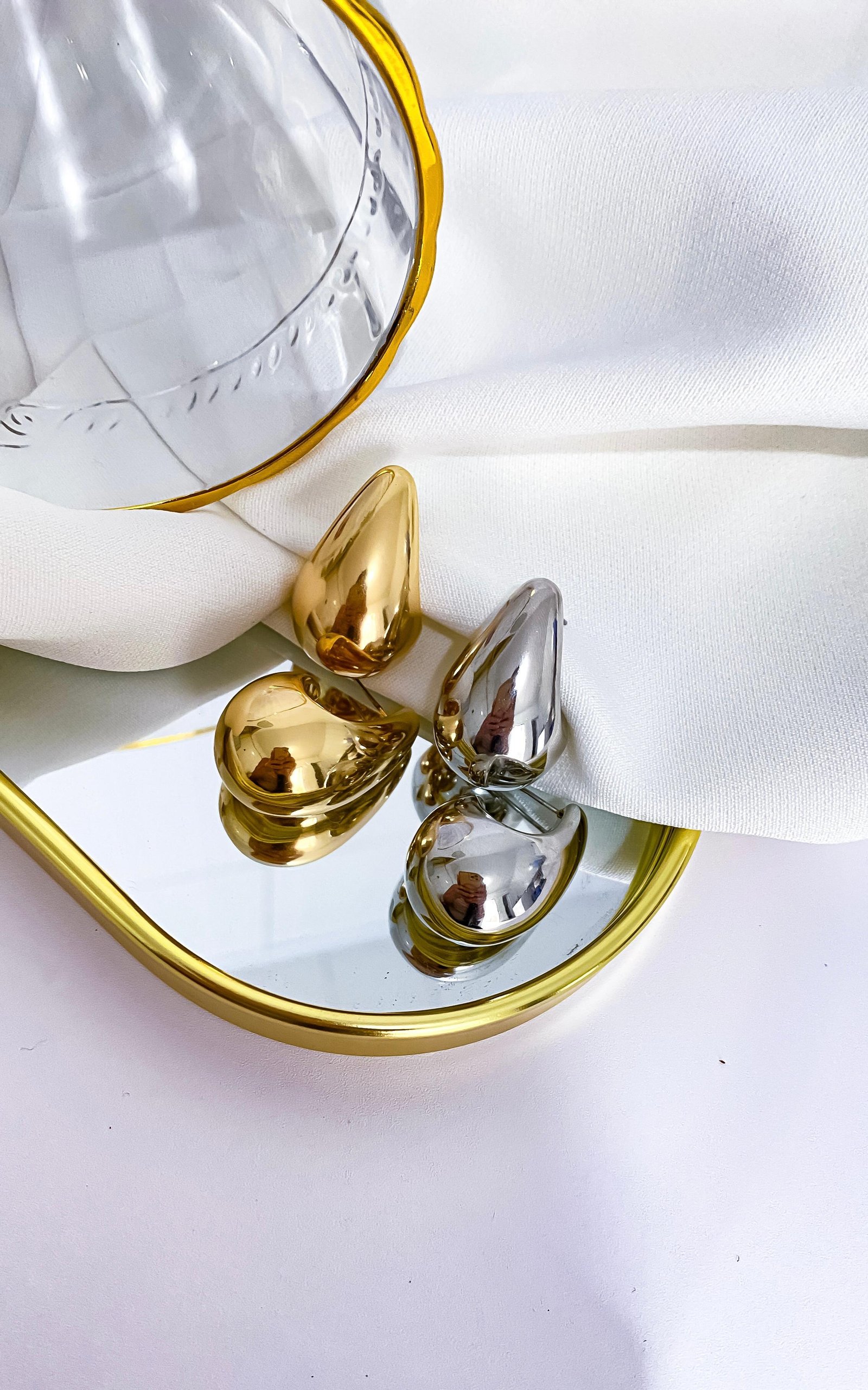 Brinco Folheado  Gota G 