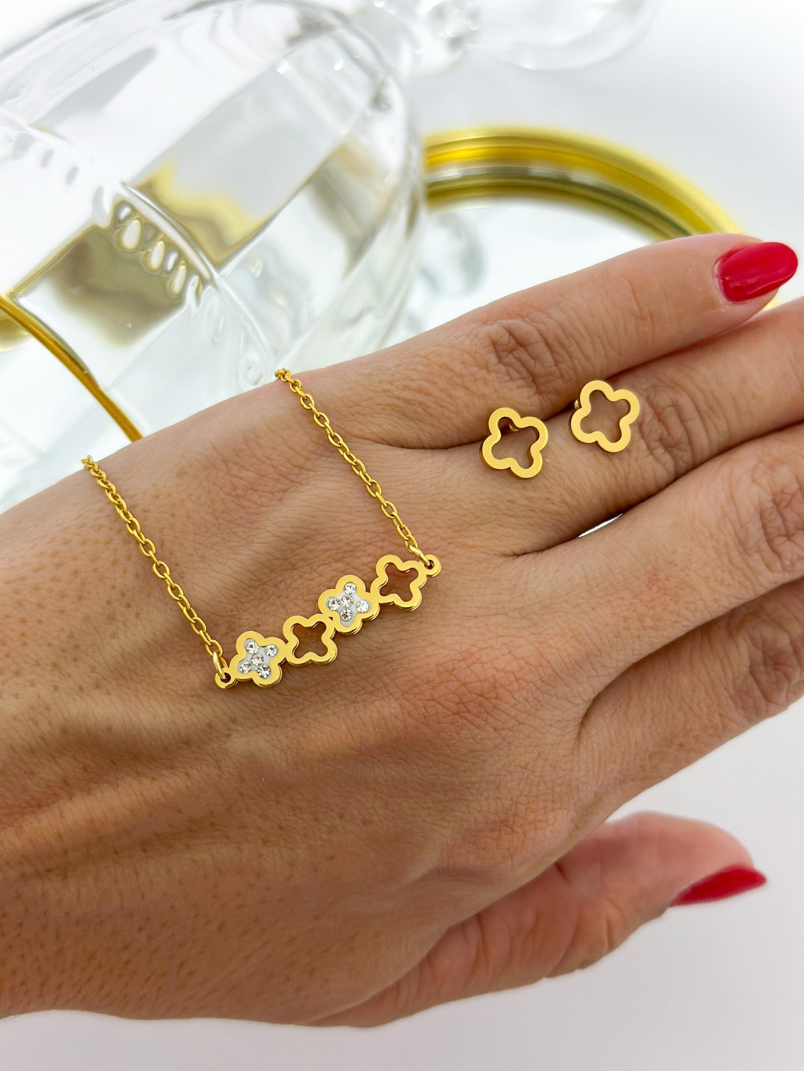 Conjunto Aço Inox Trevo Strass Dourado 
