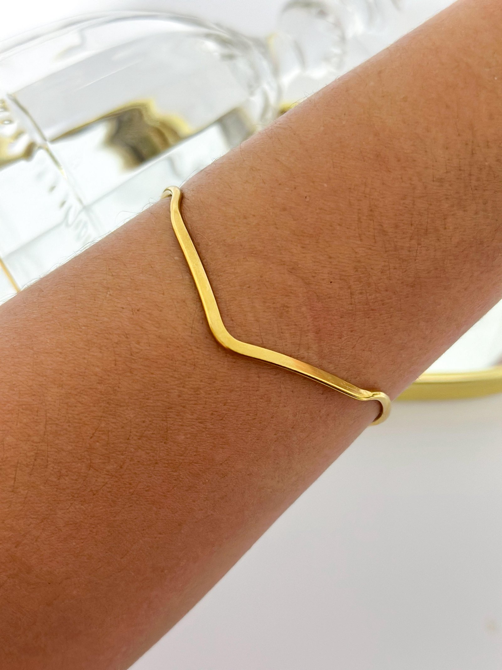 Bracelete Aço Inox V Dourado 