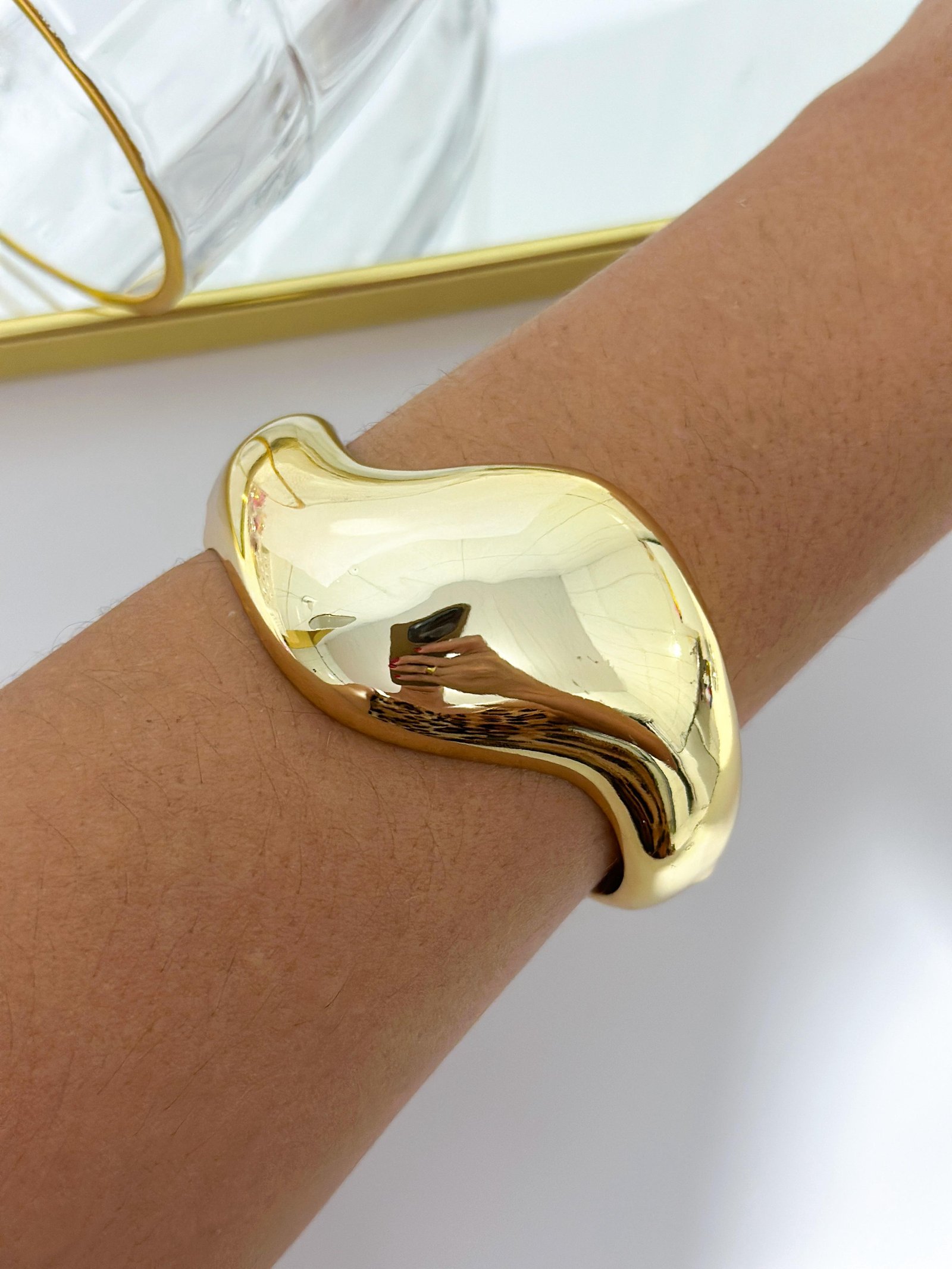 Bracelete Folheado Robusto ABS Ondulado Dourado