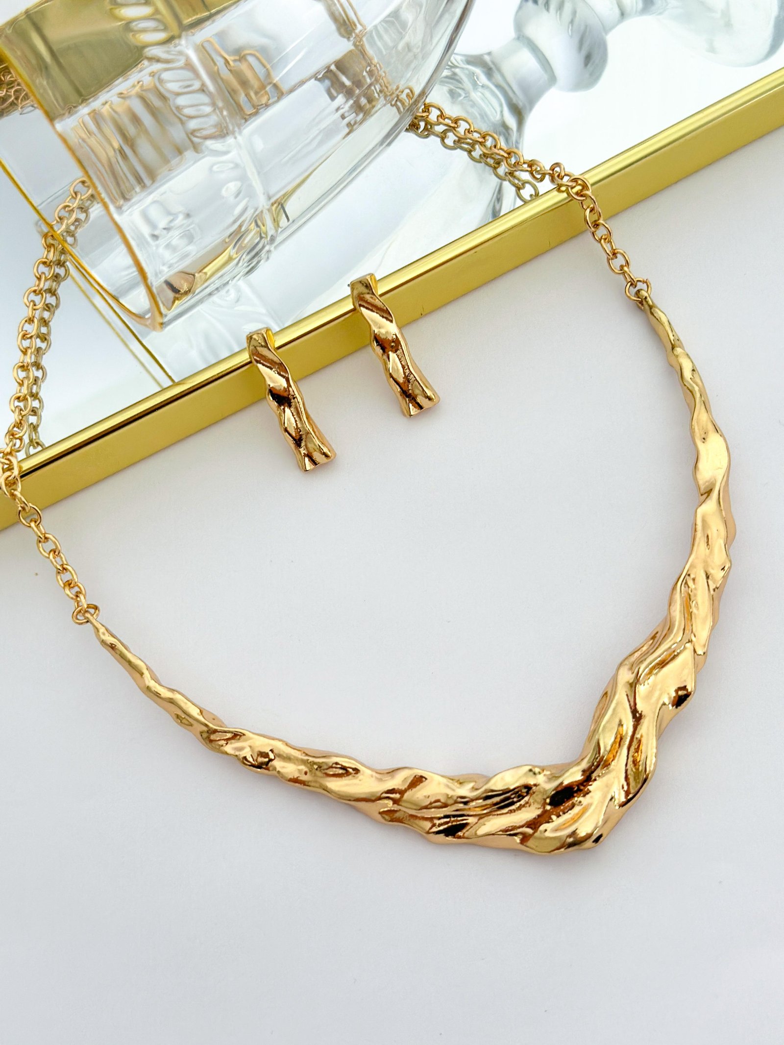 Conjunto Folheado Organico Dourado