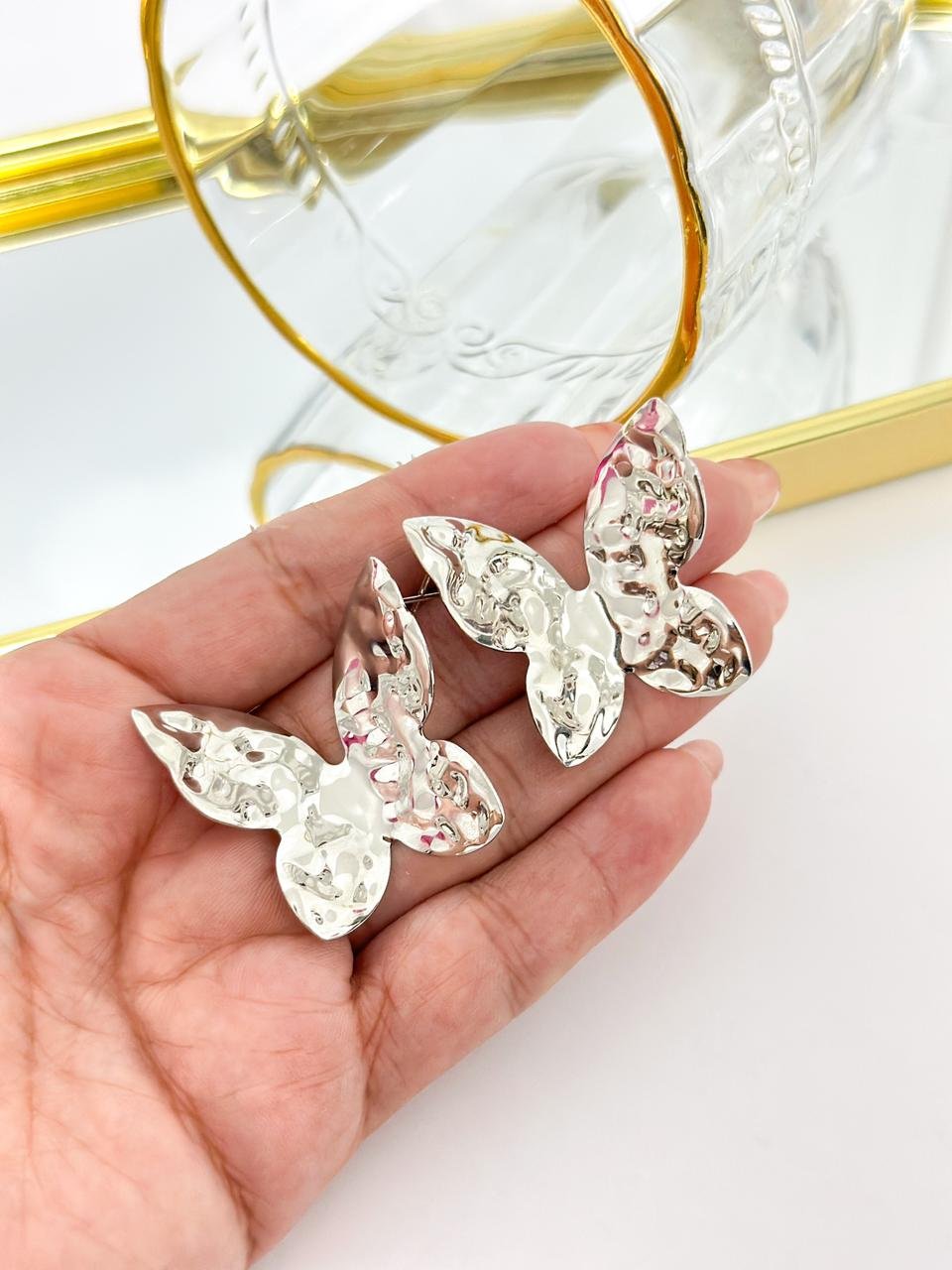 Brinco Folheado Borboleta Prata 
