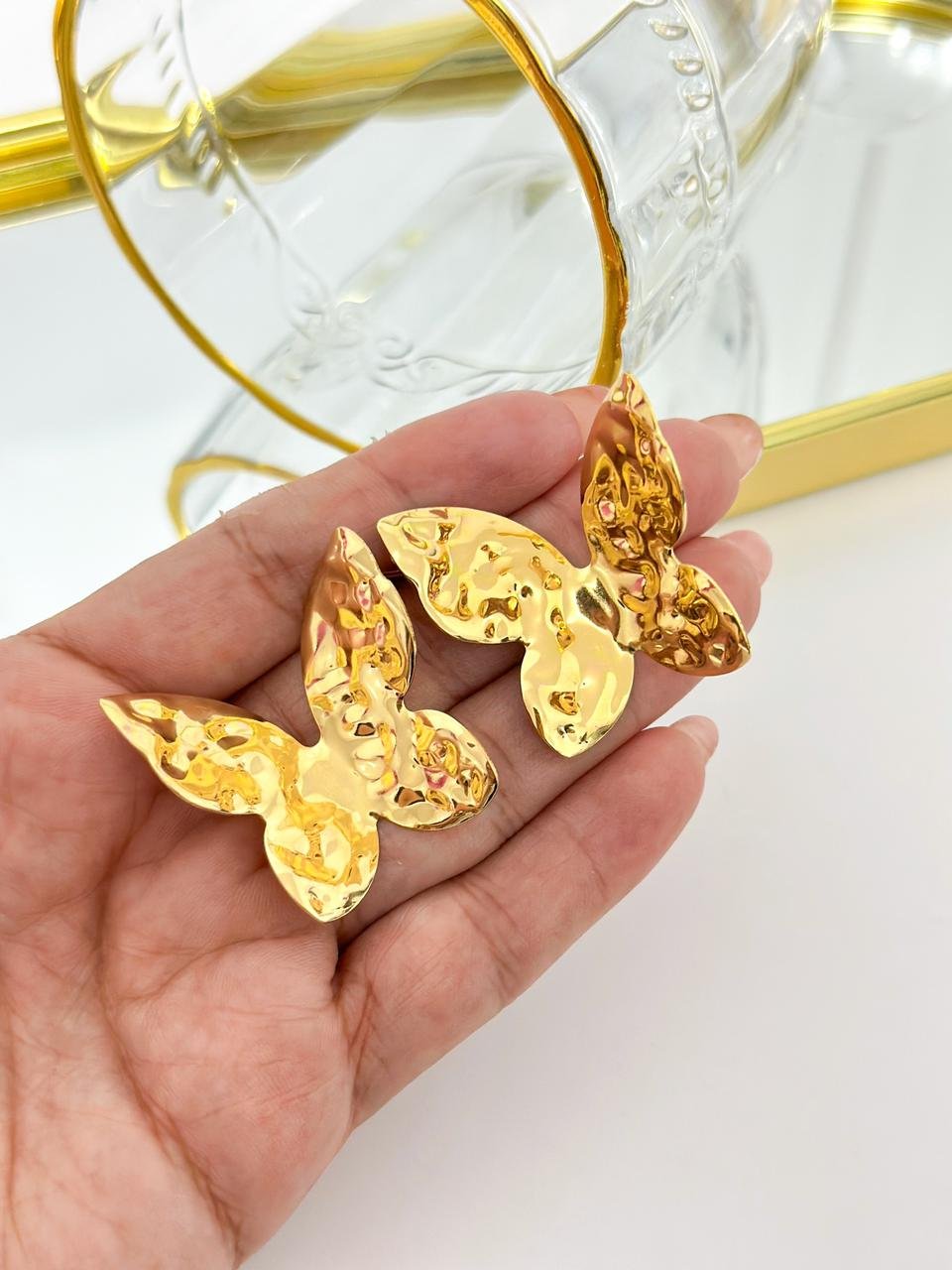 Brinco Folheado Borboleta Dourado 