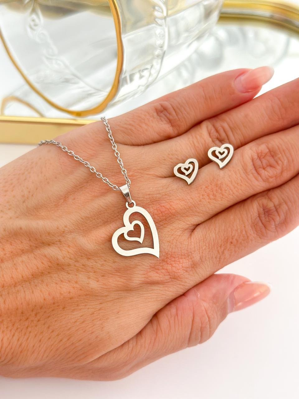 Conjunto Aço Inox Coração Vazado Prata 