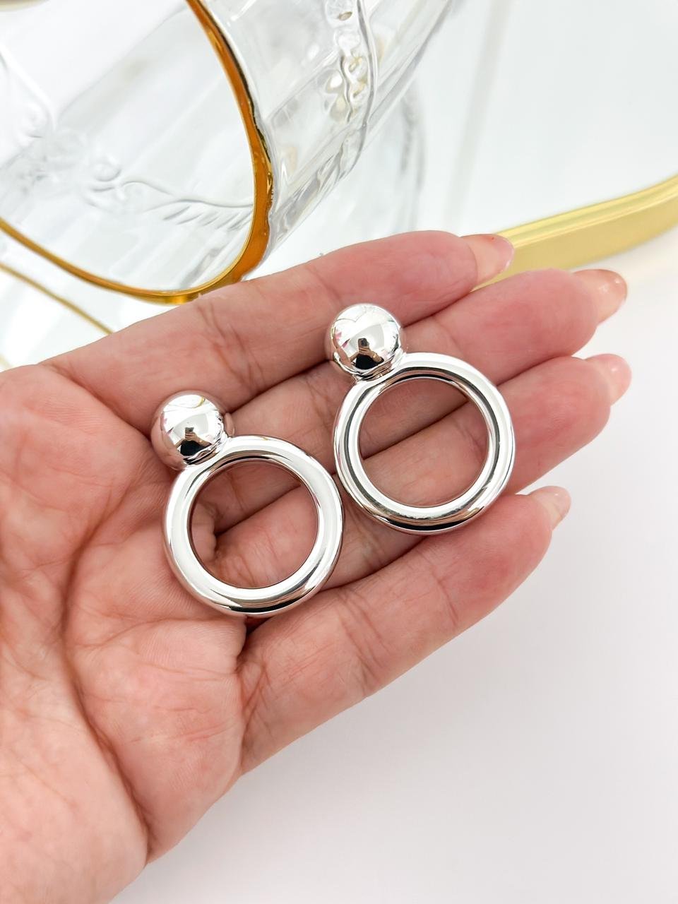 Brinco Folheado Circulo Pendurado Prata 