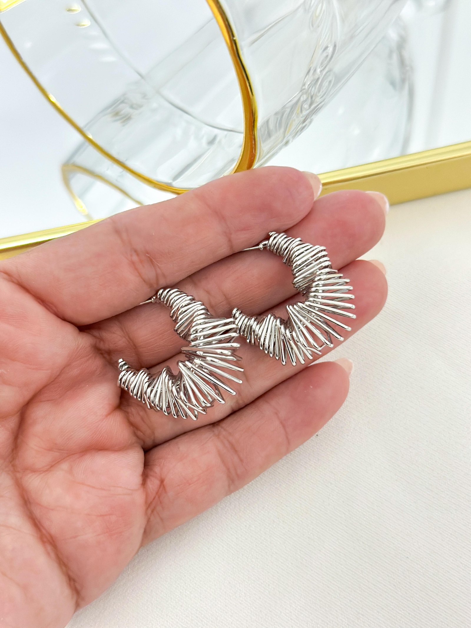 Brinco Folheado Geometrico Prata 