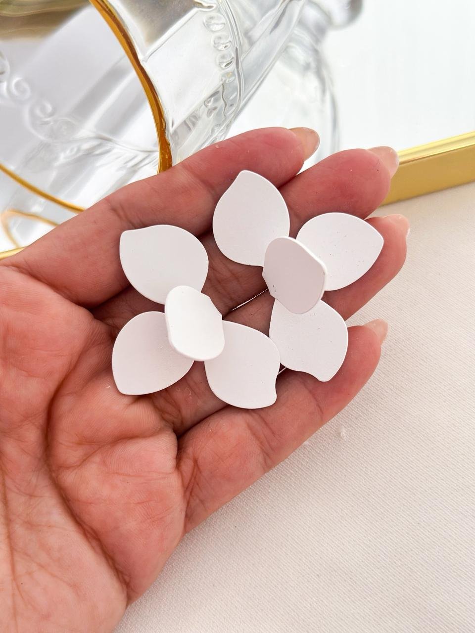 Brinco Flor Colorido Verão Branco