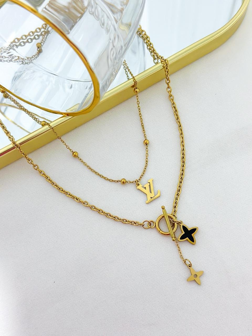 Colar Aço Inox Duplo Louis Vuitton Preto Dourado