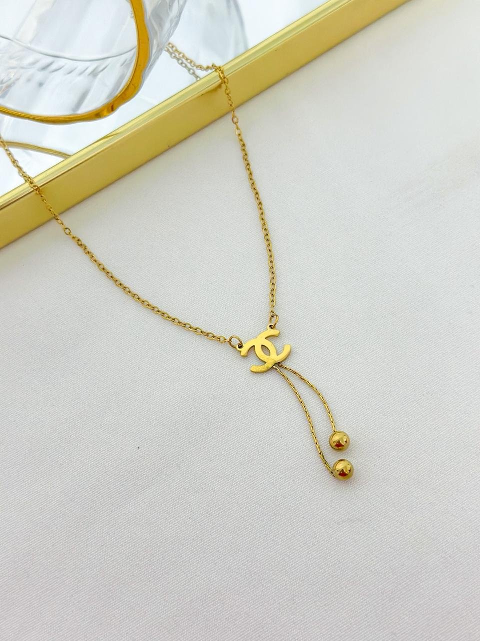 Colar Aço Inox Chanel Dourado