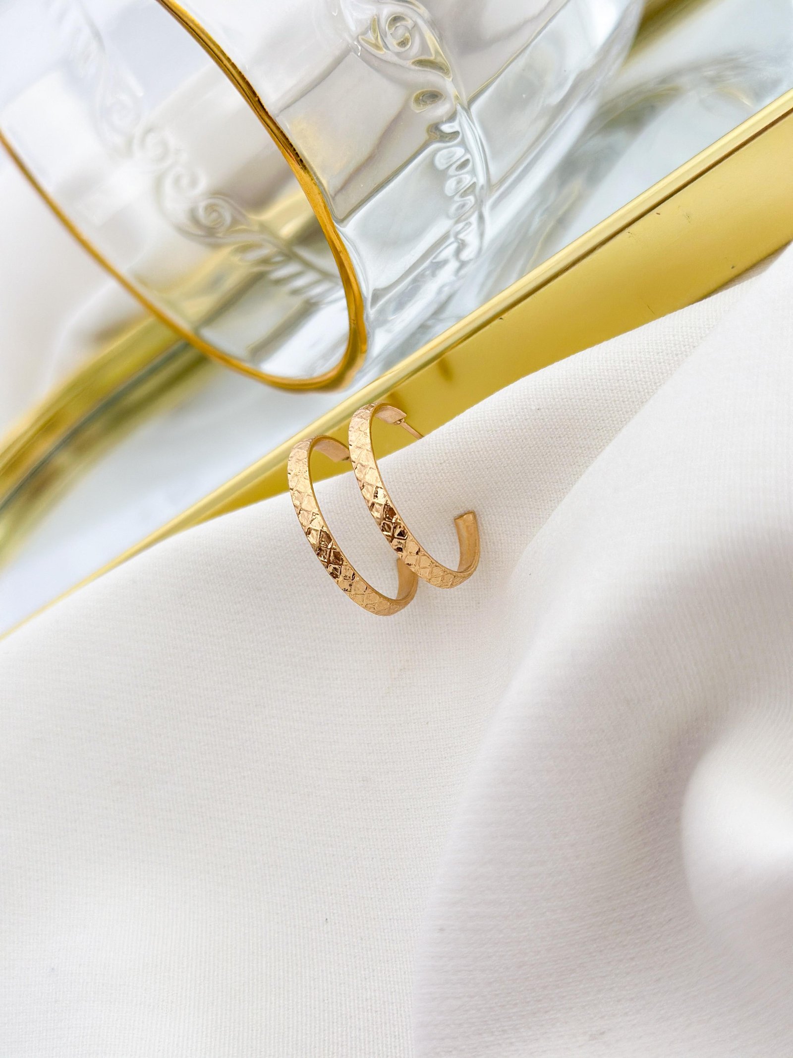 Argola Folheada Dourada 